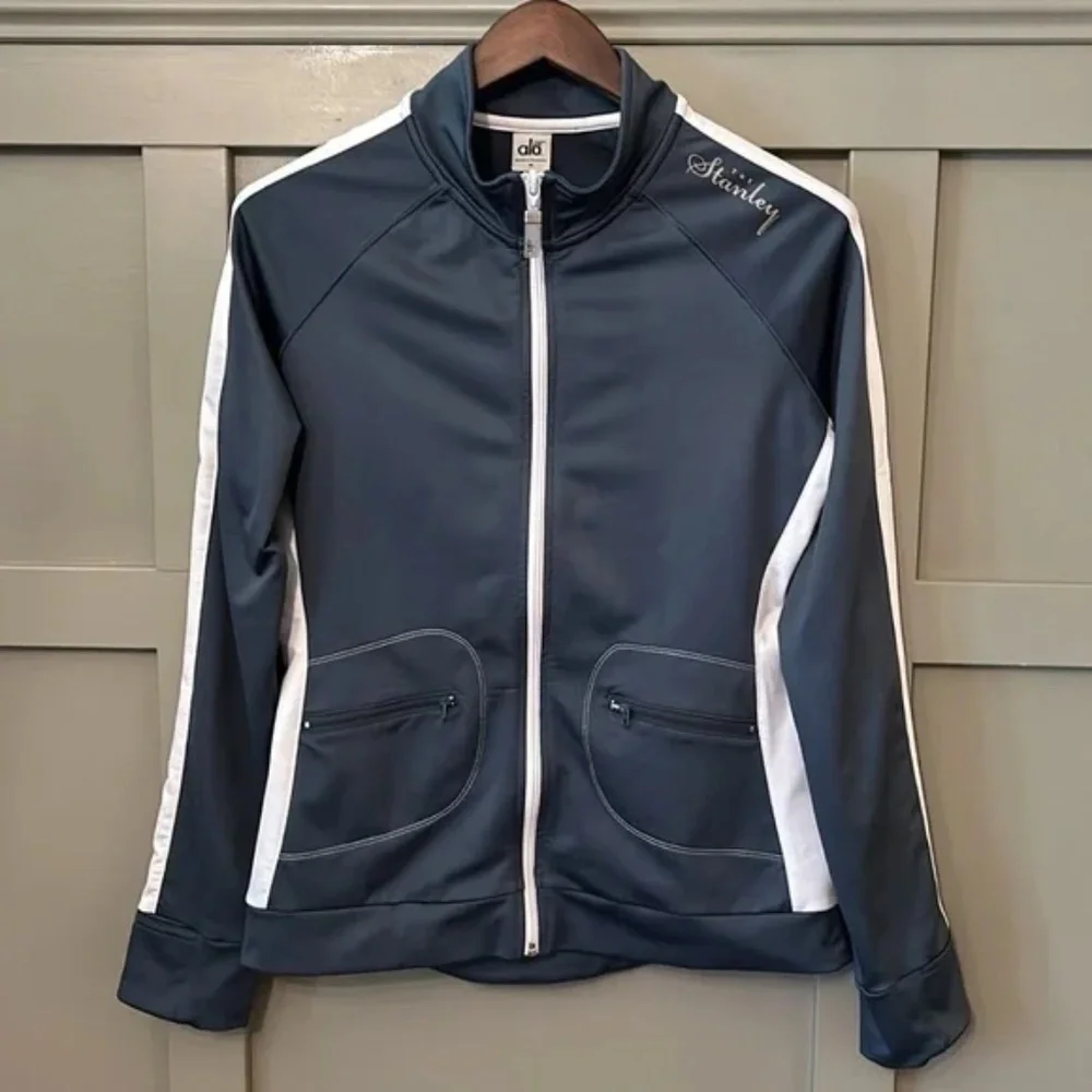 ALO Yoga Cool Fit Full Zip Jacket The Stanley Hotel Gray White Size Medium